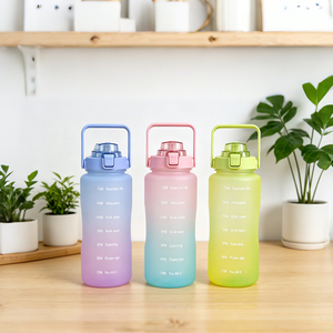 Bouteille d'eau Tritan personnalisable de 2,1 litres avec dégradé de couleurs, pour boissons protéinées, avec logo personnalisé, portable, sans BPA, <span class=keywords><strong>shaker</strong></span> de voyage de luxe - Product Image 4