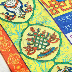 Bandera de caballo de viento de satén tibetano Budismo tibetano Banderas de oración de Buda - Product Image 4