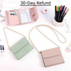 Carpeta <span class=keywords><strong>de</strong></span> Anillas Yihe A7, Nueva y Más Vendida, <span class=keywords><strong>de</strong></span> Cuero Vegano PU con Diseño <span class=keywords><strong>de</strong></span> Lagarto, 6 Anillas Doradas, con Papel <span class=keywords><strong>de</strong></span> Recambio y Hoja Suelta Disponible - Product Image 6