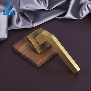 กุญแจล็อคทองเหลืองแท้ Jiehao สำหรับประตูไม้ พร้อมกุญแจ ดีไซน์ทนทาน - Product Image 4