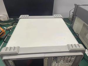 HP Agilent E4408B ESA-L Analyseur de spectre 9 kHz à 26.5 GHz avec option A4H B72 - Product Image 2