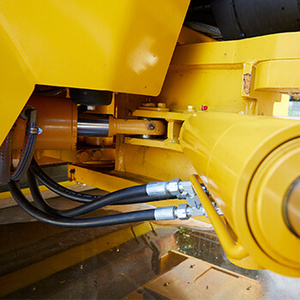 Rouleau compresseur vibrant de haute qualité de 14 tonnes 6214E à prix compétitif - Product Image 6