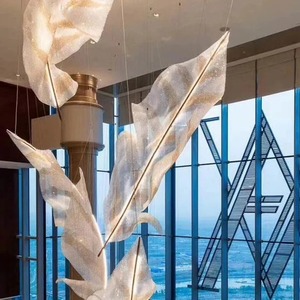Lampadario di Lusso Moderno in Vetro Personalizzato, Grande Lampada a Sospensione LED con Corpo in Acciaio Inox, Garanzia di 10 Anni, Facile Installazione - Product Image 2