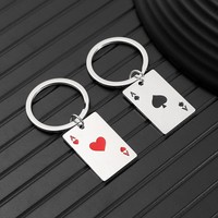 Vente en gros de porte-clés KAYCHAIN en acier inoxydable Porte-bonheur en forme de coeur Breloques de sac Accessoires de mode pour jouer aux cartes de poker