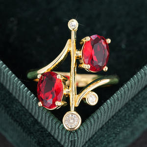 Anillo de Compromiso de Oro Sólido de 18K para Mujer T0942 con Rubí y Diamantes, Corte Ovalado, Piedra Principal de Color G Natural y Piedras Laterales - Product Image 2