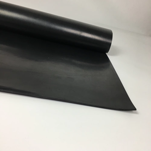 Rouleaux de toit en <span class=keywords><strong>caoutchouc</strong></span> Epdm personnalisé 60mil 20 'X 100' Matériaux de toit plat noir pour maisons en bois Caractéristique étanche - Product Image 1