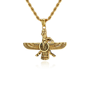 Collier Faravahar plaqué or, pendentif motif ailes, bijoux culturels unisexes, à porter au quotidien - Product Image 1