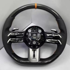 Volant en fibre de carbone de haute qualité, vente directe d'usine <span class=keywords><strong>Mercedes</strong></span> <span class=keywords><strong>Benz</strong></span>, accepte la personnalisation en une seule pièce, poigné<span class=keywords><strong>e</strong></span> en cuir - Product Image 6