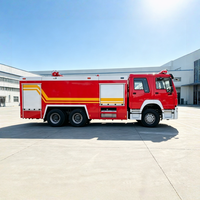 Camion de lutte contre l'incendie à mousse et eau HOWO 6X4 16000L, pompe haute pression, réservoir grande capacité, équipement de sauvetage, directement de l'usine