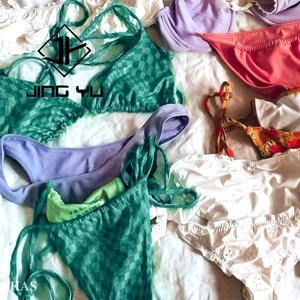 OEM, faible MOQ, ensemble deux pièces personnalisé, tube top plissé imprimé, maillots de bain et vêtements de plage sexy pour femmes - Product Image 4