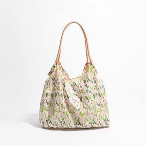 <span class=keywords><strong>Bai</strong></span> <span class=keywords><strong>Lu</strong></span> กระเป๋าช้อปปิ้งผ้าแคนวาสแบบพกพาพับได้ออกแบบลายดอกไม้ความจุขนาดใหญ่ใช้ซ้ำได้โลโก้ที่กำหนดเองผ้าไนล่อน - Product Image 5