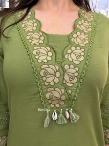 Ensemble Kurta A-Line en coton de qualité supérieure pour femmes avec broderie lourde tenue ethnique indienne traditionnelle pour festival de mariage et fête - Product Image 5