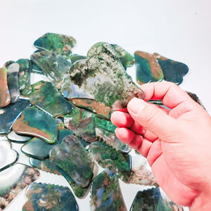 Outil de massage GuaSha en pierre d'agate mousse Huiying, pour le visage et le corps, à picots sauvages - Product Image 1