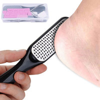 Lime à pieds en acier inoxydable 27-en-1 Outil de retrait de la peau morte Manucure Pédicure Ensemble Outil de beauté fourni en usine pour l'enlèvement du meulage