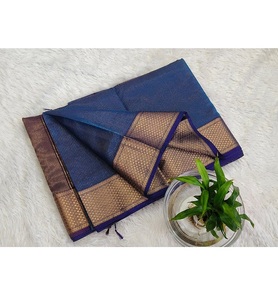 Sari Maheshwari de Algodón y Seda Azul Oscuro con Pequeños Cuadros Tradicionales, Elegante, Tejido a Mano, Diseño Étnico, para Bodas, Fiestas y Eventos - Product Image 1