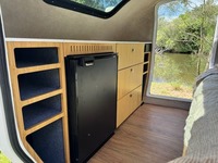 2025 nouveau camping-car remorque caravanes 1-3 personnes remorque de voyage avec salle de bain larme hors route camping-car