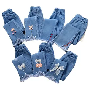 Vente en gros à bas prix de nouveaux jeans pour garçons et filles Ventes directes par le fabricant de jeans pour enfants