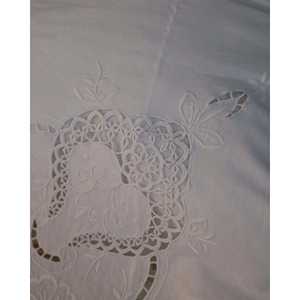 Cubrecama de Lino Blanco con Encaje, Cubrecama de Microfibra Acolchado Suave, Tamaño Personalizable (Individual, King, Queen) para Uso Doméstico y en Hoteles - Product Image 3