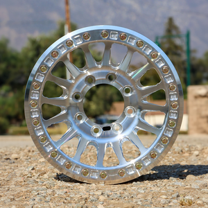 Jantes forgées de 17 pouces avec finition simili beadlock argentée usinée 17x8.5 17x9 17x10 6x139.7 6x135 pour <span class=keywords><strong>Ford</strong></span> F150 Raptor <span class=keywords><strong>Ranger</strong></span> - Product Image 2