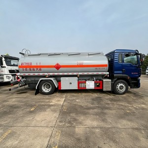 รถบรรทุกน้ำมันดีเซล HOWO TX 15000 ลิตร พร้อมปั๊มน้ำมัน - Product Image 6