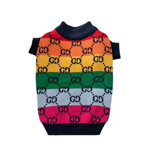 निर्माता थोक फैशन ब्रांड स्वेटर डिजाइनर कुत्ता स्वेटर मध्यम आकार कुत्ता पोशाक बिल्ली बनियान पालतू बुना हुआ स्वेटर