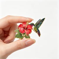 Broches y insignias de solapa de colibrí y flores esmaltados y coloridos, con diseño de pájaros y flores adorables