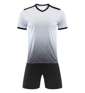 بدلة رياضية سريعة الجفاف للرجال والنساء، قميص رياضي بأكمام قصيرة وياقة على شكل V للجري والتدريب وكرة القدم - Product Image 3