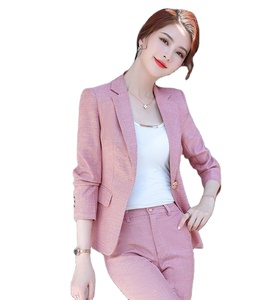 Encuentre el mejor fabricante de trajes sastre dama elegantes y trajes  sastre dama elegantes para el mercado de hablantes de spanish en alibaba.com