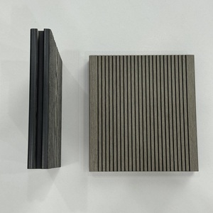 Structure creuse en bois <span class=keywords><strong>composite</strong></span> en plastique écologique pour une utilisation en extérieur pour terrasse Villa Style moderne - Product Image 4