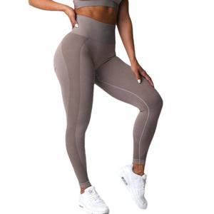 Leggings de sport pour femmes taille haute, pantalon en spandex/nylon sans couture, logo personnalisé, fermeture élastique à la taille, style uni - Product Image 6