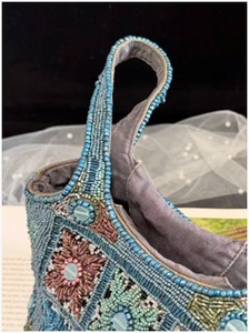 Sac à main brodé et perlé fait main, le plus vendu, pour femmes, idéal pour le quotidien et les soirées, disponible à la vente - Product Image 3