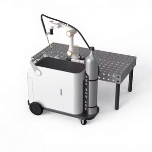 Robot collaboratif de soudage avec moteur, automatisation de haute précision, charge utile de 5 kg, protection IP54/IP65 - Product Image 1
