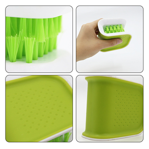 Cepillo de limpieza de doble cara en forma de U para cinturones de seguridad, con cerdas de plástico ABS y PP para una limpieza de coches de alta eficiencia - Product Image 6