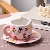 Vente en gros de tasses à café en céramique peintes à la main, artisanales, décorées de fleurs, pour le thé et le café