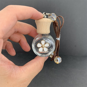 ขวดน้ำหอมในรถแบบแขวนขนาด10มล.,ขวดจี้สร้อยคอพร้อมลูกปัดคริสตัลรูปทรงกลีบดอกไม้โลหะ8มล. - Product Image 4