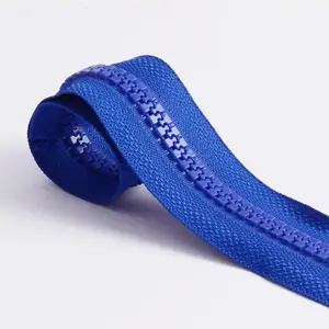 Custom Made Weight Plastic Zipper Long Chain In Roll Package