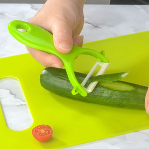 Ensemble <span class=keywords><strong>de</strong></span> 13 couteaux <span class=keywords><strong>de</strong></span> cuisine sécurisés pour enfants et tout-petits, comprenant des <span class=keywords><strong>gants</strong></span>, une planche à découper, des couteaux en plastique et en bois, Cuchillos Ninos Aprendizaje, outils <span class=keywords><strong>de</strong></span> cuisine - Product Image 4