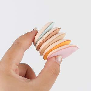 Aléatoire Coloré 7Pcs Rose Bouffée De Doigt Mini Coussin D'air Maquillage Éponge Bouffée Avec Boîte Pour Sous Les Yeux Réglage <span class=keywords><strong>Correcteur</strong></span> - Product Image 5