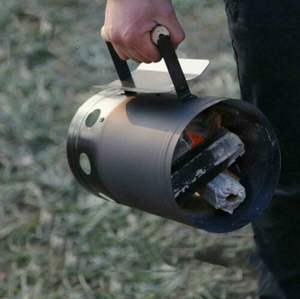 Accessoires de <span class=keywords><strong>Barbecue</strong></span> <span class=keywords><strong>d</strong></span>'<span class=keywords><strong>allumage</strong></span> <span class=keywords><strong>Barbecue</strong></span> <span class=keywords><strong>d</strong></span>'extérieur sans <span class=keywords><strong>cheminée</strong></span> liquide <span class=keywords><strong>charbon</strong></span> de bois à usage domestique <span class=keywords><strong>d</strong></span>émarreur de feu Camping briquet en acier - Product Image 6