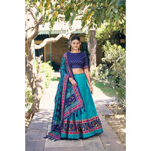 Elegant Light Green Silk <b>Lehenga</b> Choli Set Traditional Indian Pakistani Wedding Wear Regular Length Ethnic Outfit <b>Women</b> Quick - Product Image 5