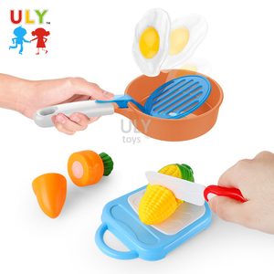 Ensemble de jeu de <span class=keywords><strong>cuisine</strong></span> et de nourriture en plastique le plus vendu pour les enfants Jeux de <span class=keywords><strong>cuisine</strong></span> populaires avec fonction d'éclairage pour les filles - Product Image 3
