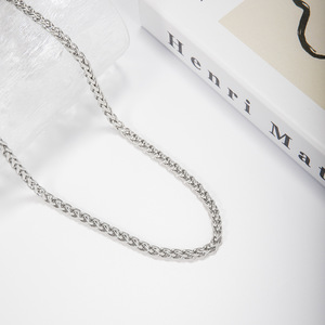Cadena de Acero Inoxidable Chapada en Oro de 18K, Diseño Spiga, Unisex, Impermeable, Hipoalergénica, Trenzada, Estilo Canasta, a la Moda - Product Image 6
