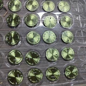 Esfera de Reloj OEM Personalizada de 28.5mm NH35, Esfera de Repuesto de Latón con Números Romanos Totalmente Luminosos, Accesorios Directos de Fábrica, Piezas de Reloj - Product Image 6