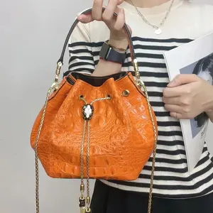 OEM çanta kadın timsah desen kova çanta lüks deri çantalar bayan özelleştirilmiş tasarımcı moda çantalar fabrika çin