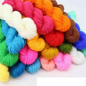 Échevettes de fils à tricoter 100% acrylique, 50 paquets de fils pour l'artisanat fait à la main