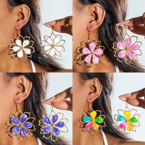 Collana in Metallo <span class=keywords><strong>con</strong></span> Smalto a Goccia Stile Europeo <span class=keywords><strong>e</strong></span> Americano, Set di Orecchini a Fiore di Lusso per Donna, Design Semplice - Product Image 2