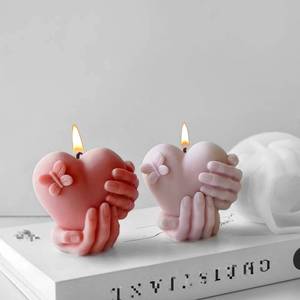 MUYULINS Large <b>Silicone</b> Handheld DIY Valentine's Day Scented Heart-Shaped Candle Mold - Product Image 2
