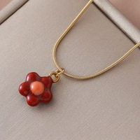 Liontin Bunga Merah Stainless Steel Custom, Perhiasan Wanita, Kalung Bunga Enamel Mewah, Kalung Wanita Cantik yang Dipersonalisasi