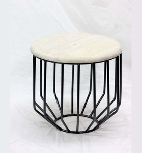 Tabouret en fer avec coupe de fleur, Design de designer, tabouret de bar en fer antique, personnalisé, panier en osier pour plantes en rotin - Product Image 4