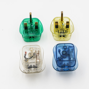<span class=keywords><strong>Prise</strong></span> de courant britannique (Royaume-Uni, Angleterre, Écosse, Irlande) – Modèles et couleurs variés – Vert transparent – 069 - Product Image 6